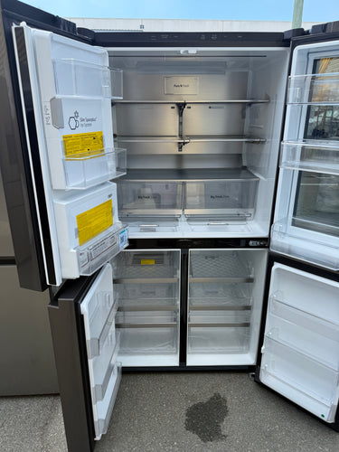 Transportation damaged LG GF-V700BSLC – 642 L French Door Fridge - Second Hand Appliances Geebung